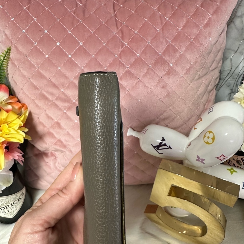AUTHENTIC CELINE LARGE FLAP MULTIFUNCTION WALLET GRAY CALFSKIN LEATHER ITALY - Picture 4 of 13